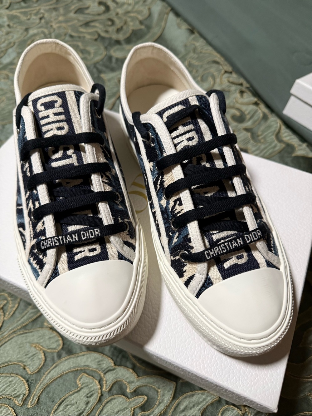 Designer women’s canvas sneakers cream and blue woven Dior. - Picture 2 of 5